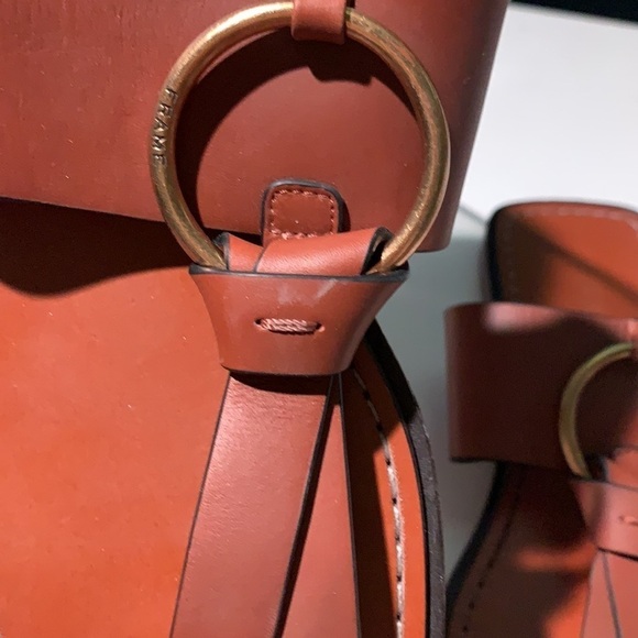 - Frame sandals - Picture 3 of 7